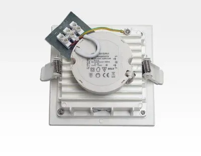 8W LED Einbau Downlight weiß quadratisch Warm Weiß / 2700-3200K 480lm 230VAC IP44 120Grad — Bild 3