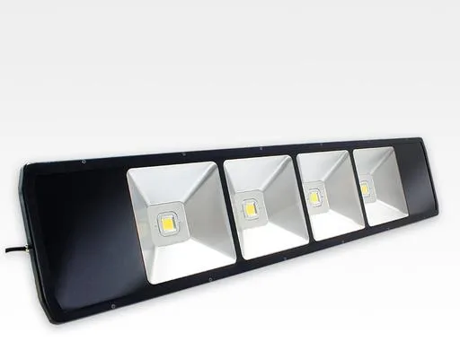 400W LED 4fach Strahler Neutral Weiss 120Grad  / 4000-4500K IP44 230VAC 985x292x115